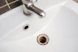 5 Easy Ways To Unclog Your Bathroom Sink